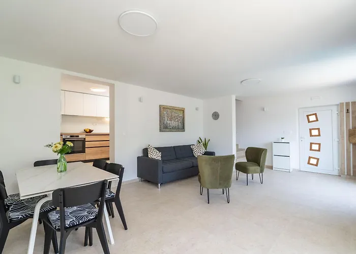 וילה Osinium זאטון